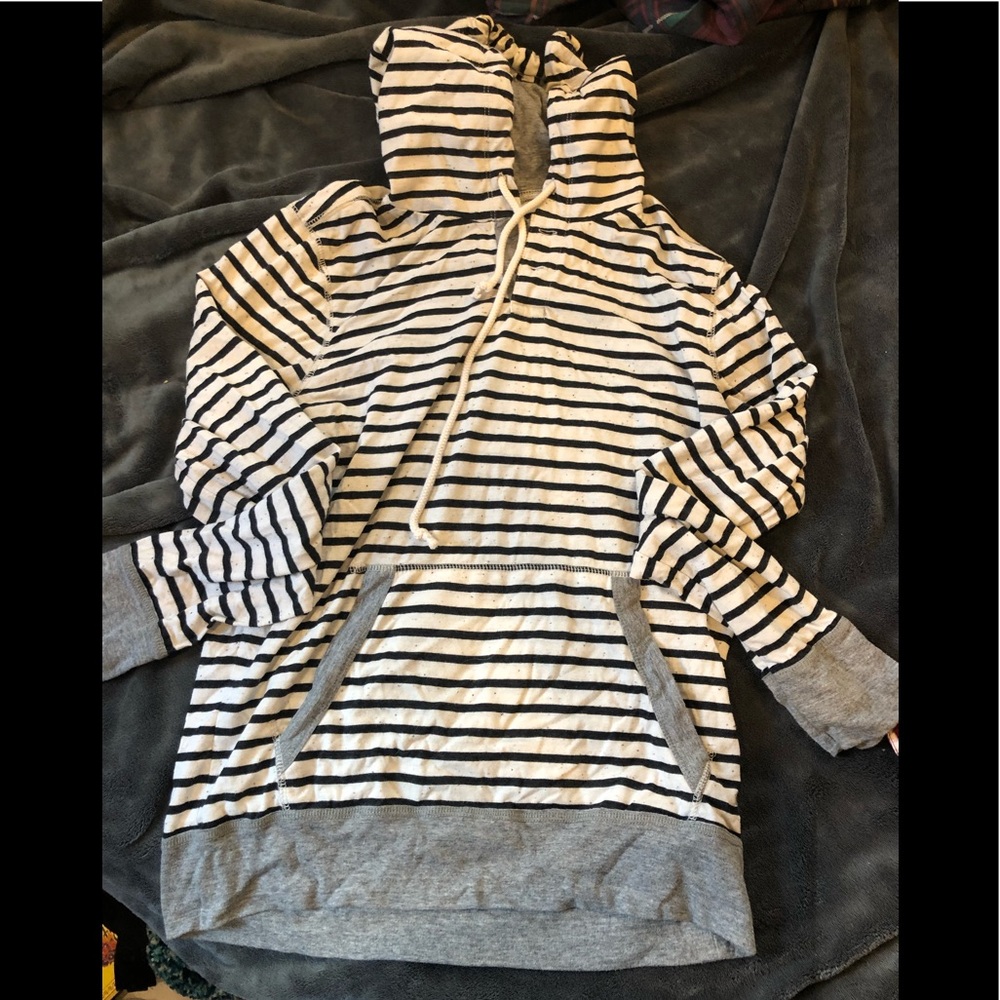 American Eagle long sleeve with hoodie